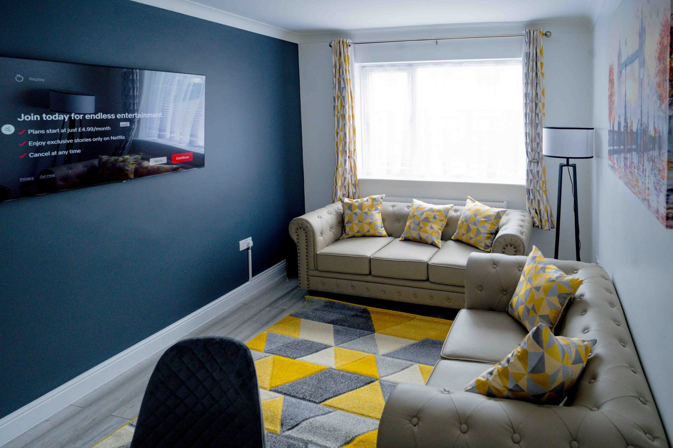 Modern luxury 2-bedroom apartment